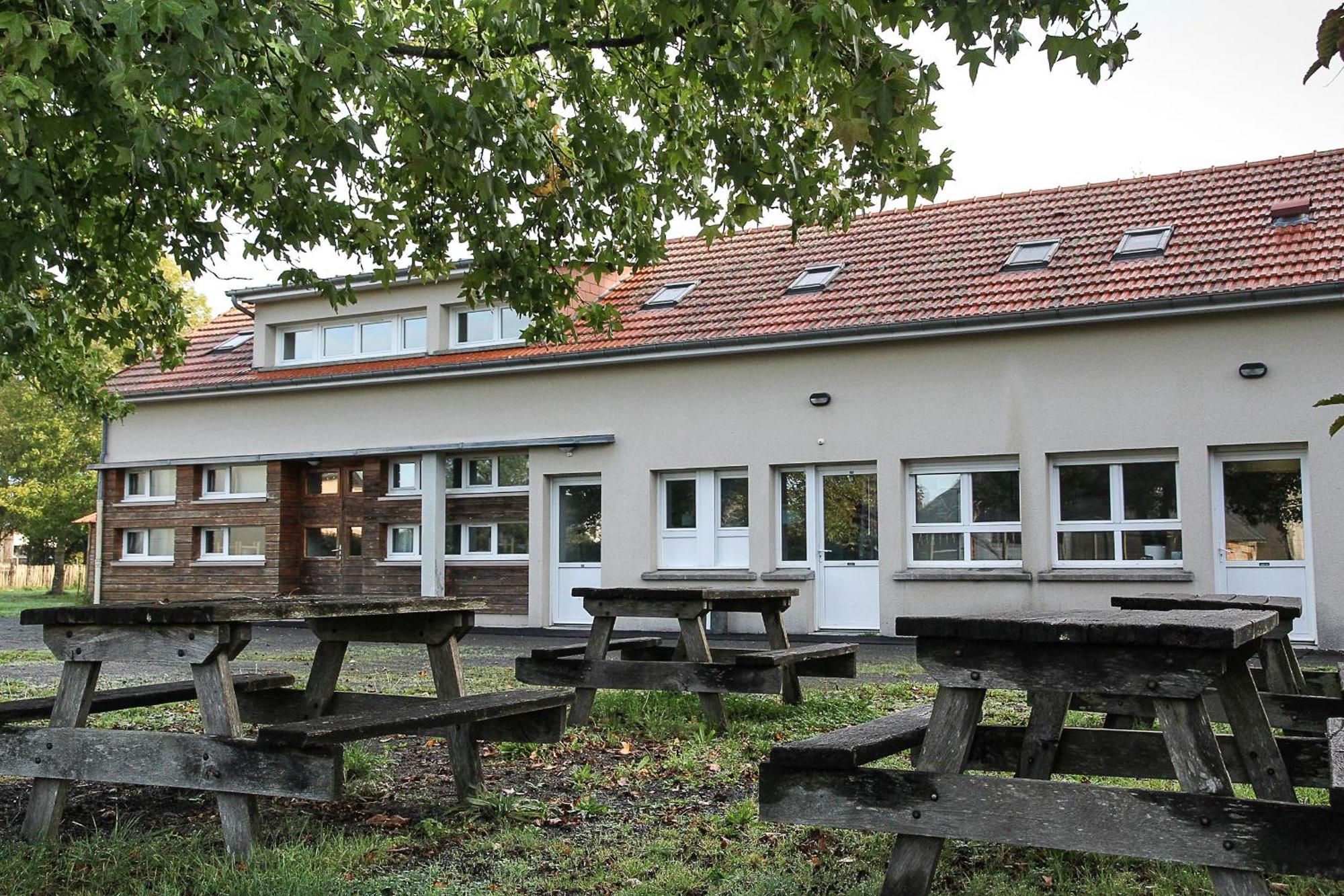 Auberge De Jeunesse Hi Genêts Esterno foto